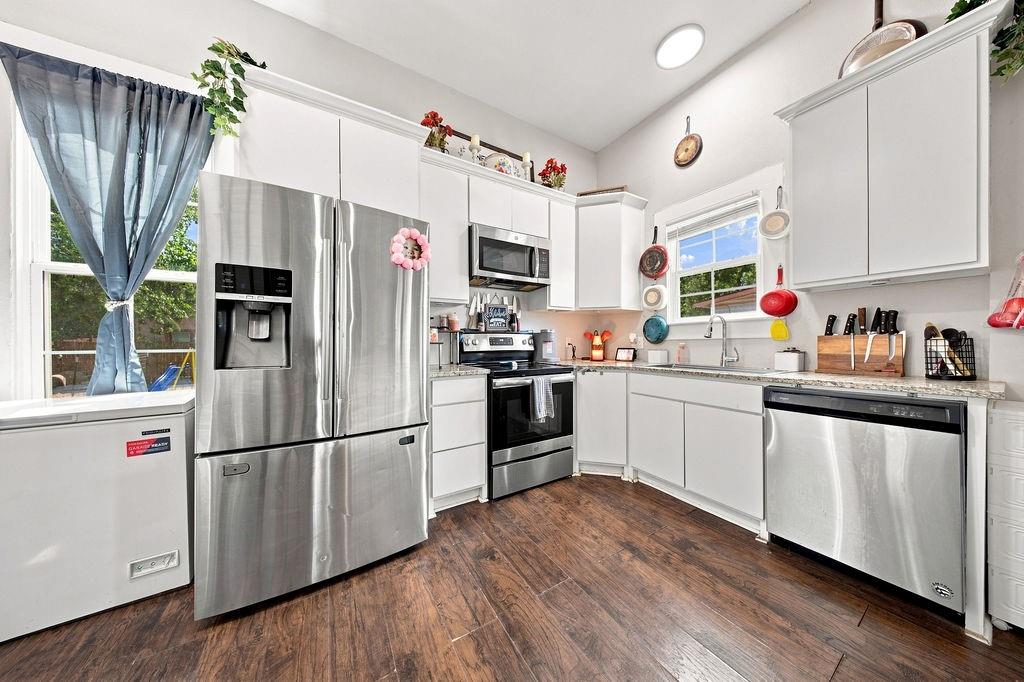 303 N Douglas Avenue Property Photo 11