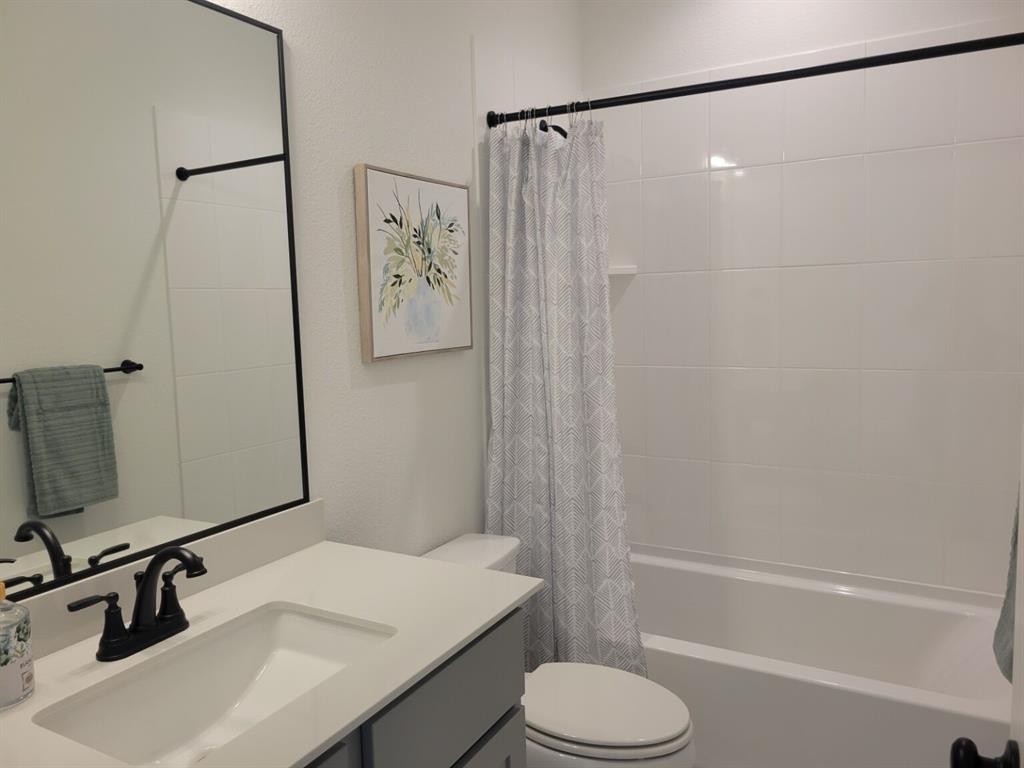 4428 Aralia Street Property Photo 15