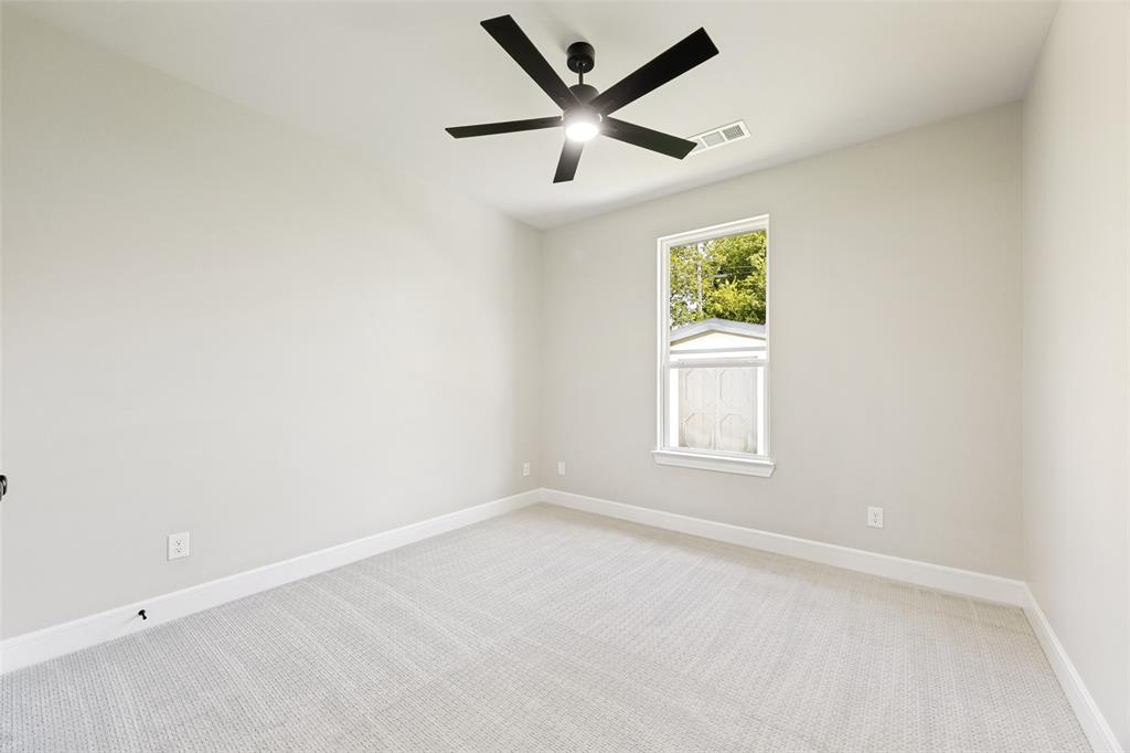 310 Cottonwood Property Photo 16