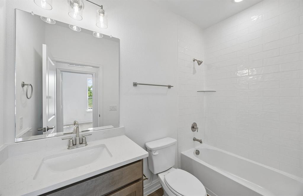 1509 Kadynce Lane Property Photo 14