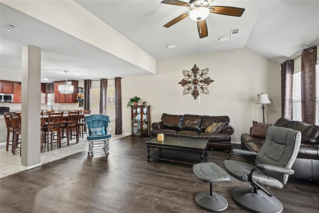 1201 Nighthawk Road Property Photo 7