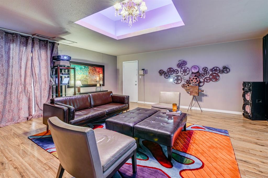 10207 Carry Back Circle Property Photo 3