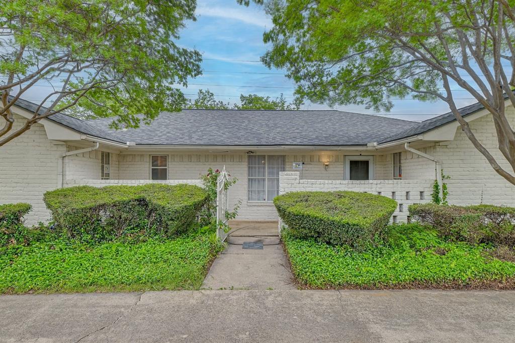 10207 Carry Back Circle Property Photo 6