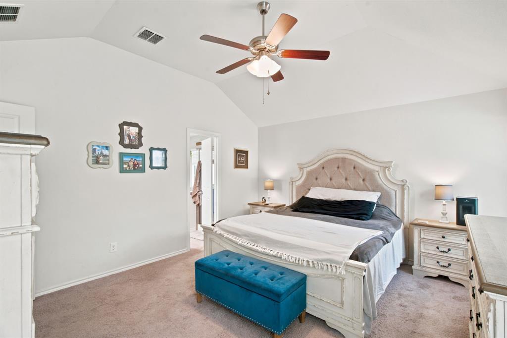 3901 Kensington Drive Property Photo 17
