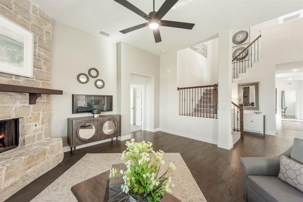 809 Twin Pine Court Property Photo 18