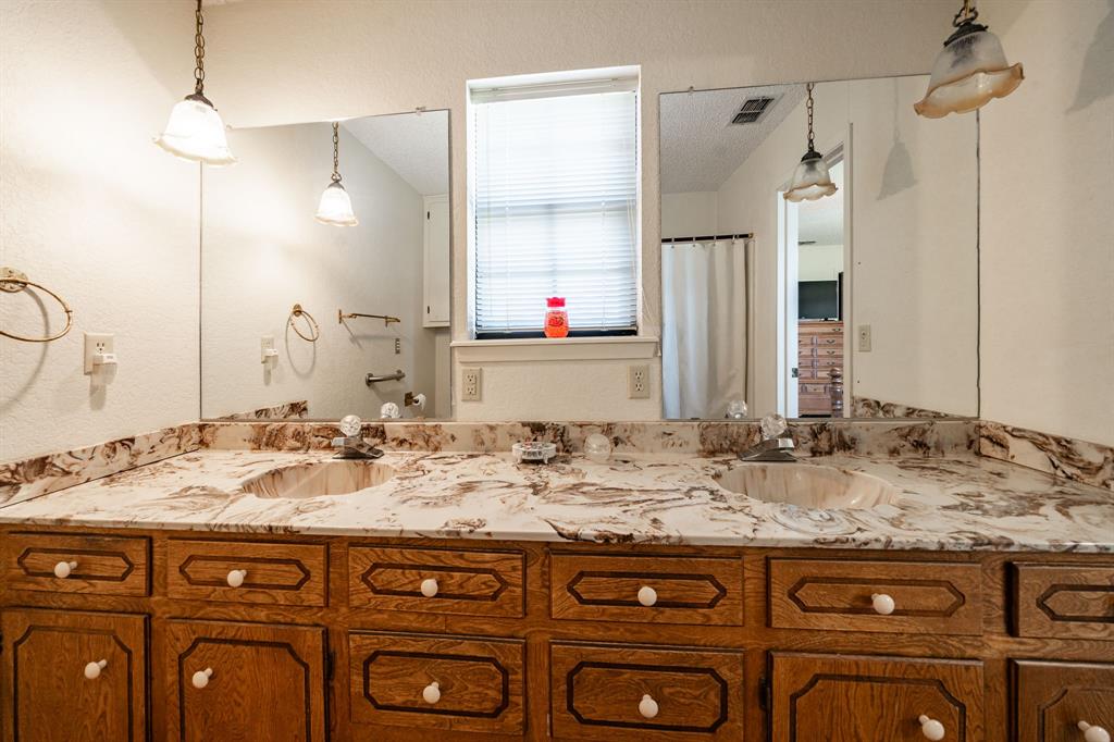 2100 Avenue Q Property Photo 18