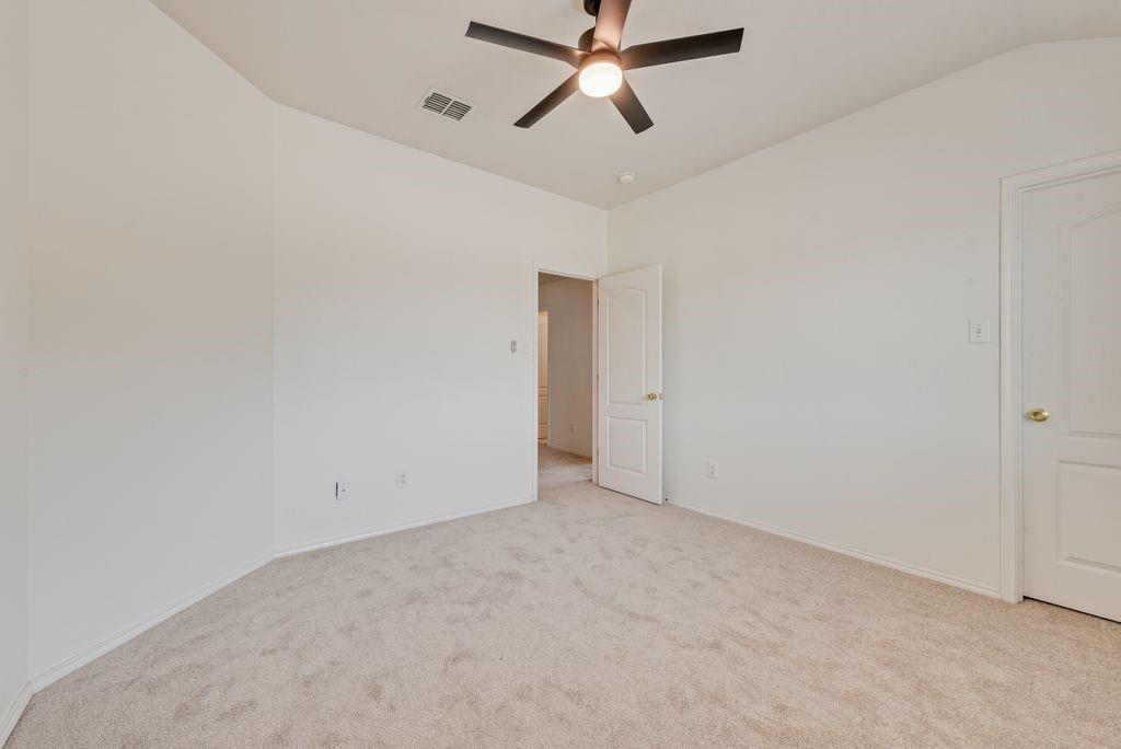 306 Salsbury Drive Property Photo 21