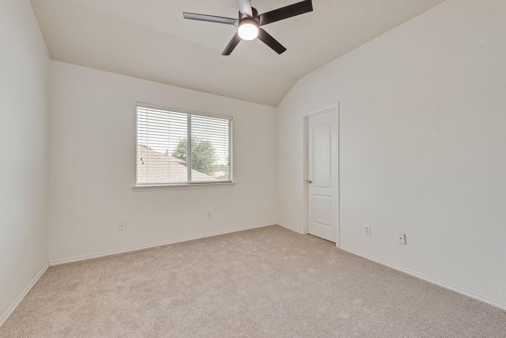 306 Salsbury Drive Property Photo 23