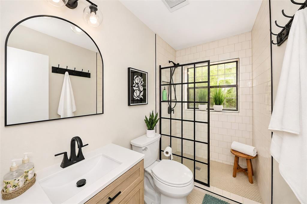 256 Country Club Road Property Photo 23