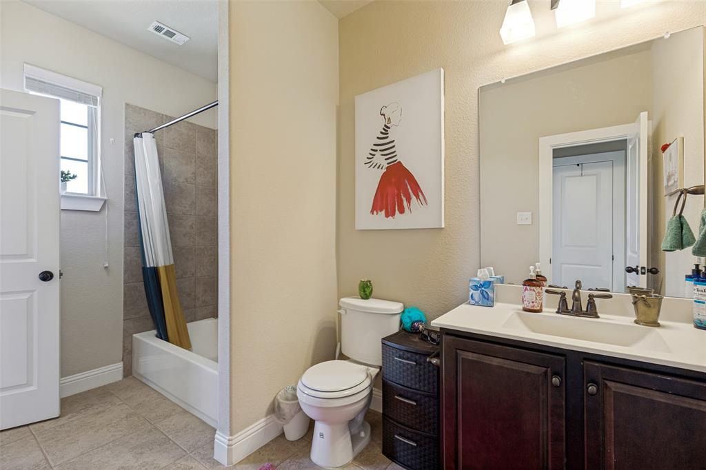 1017 Brook Hollow Drive Property Photo 14