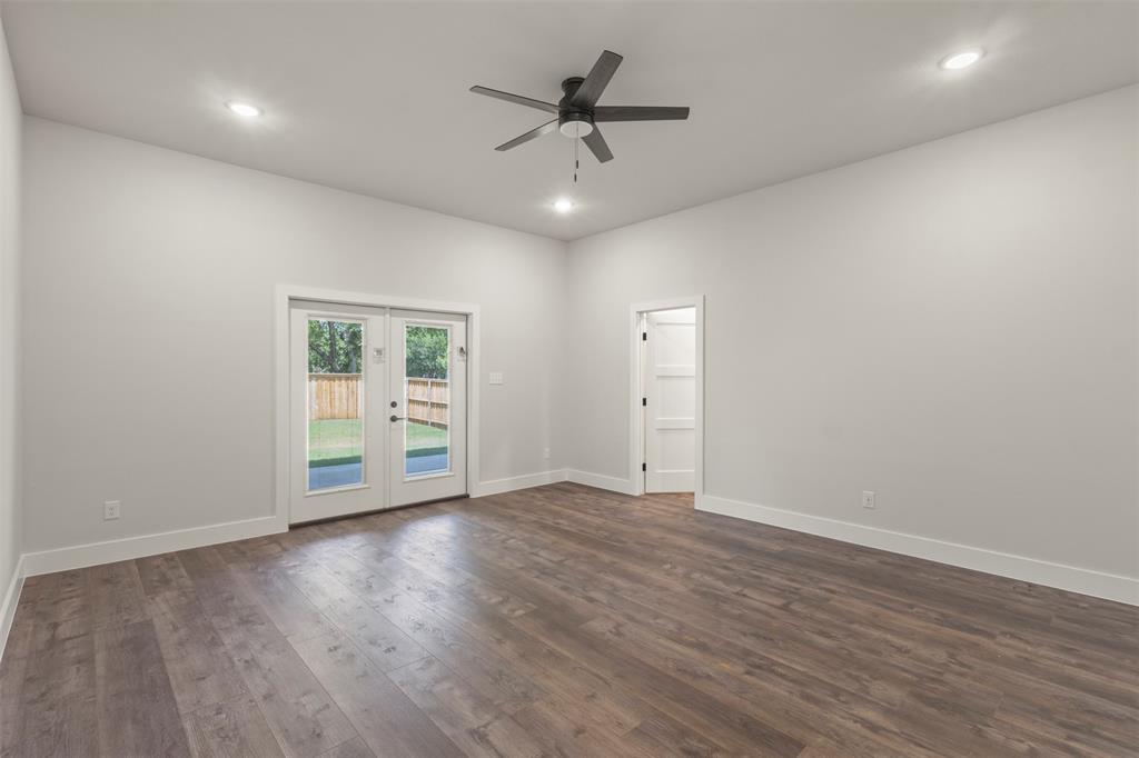 621 Oaklawn Drive Property Photo 15