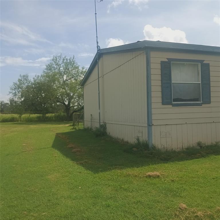 7676 County Road 247 Property Photo 4