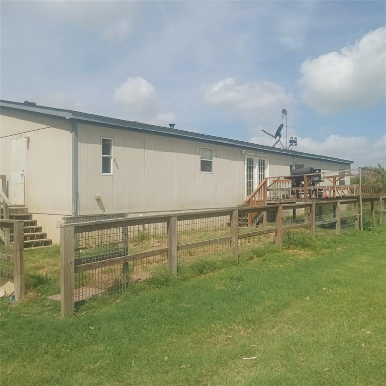 7676 County Road 247 Property Photo 8