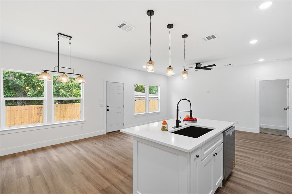 5931 Forest Haven Drive Property Photo 10