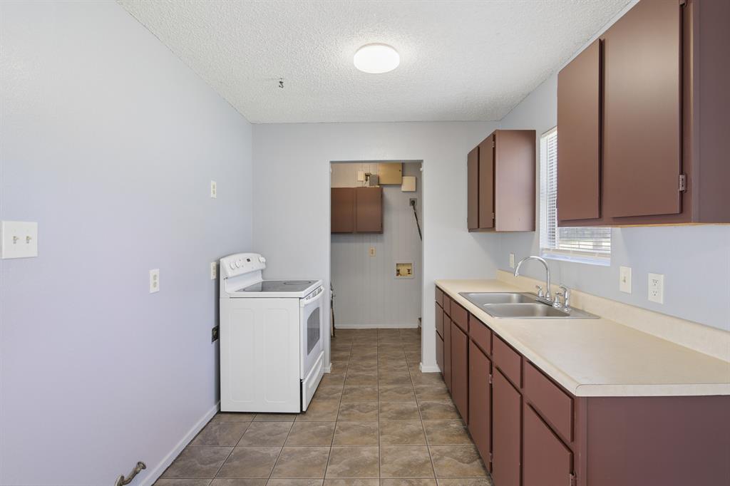 217 Chambers Drive Property Photo 14