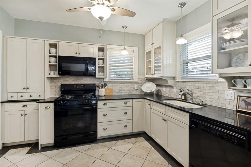 5818 Vickery Boulevard Property Photo 11