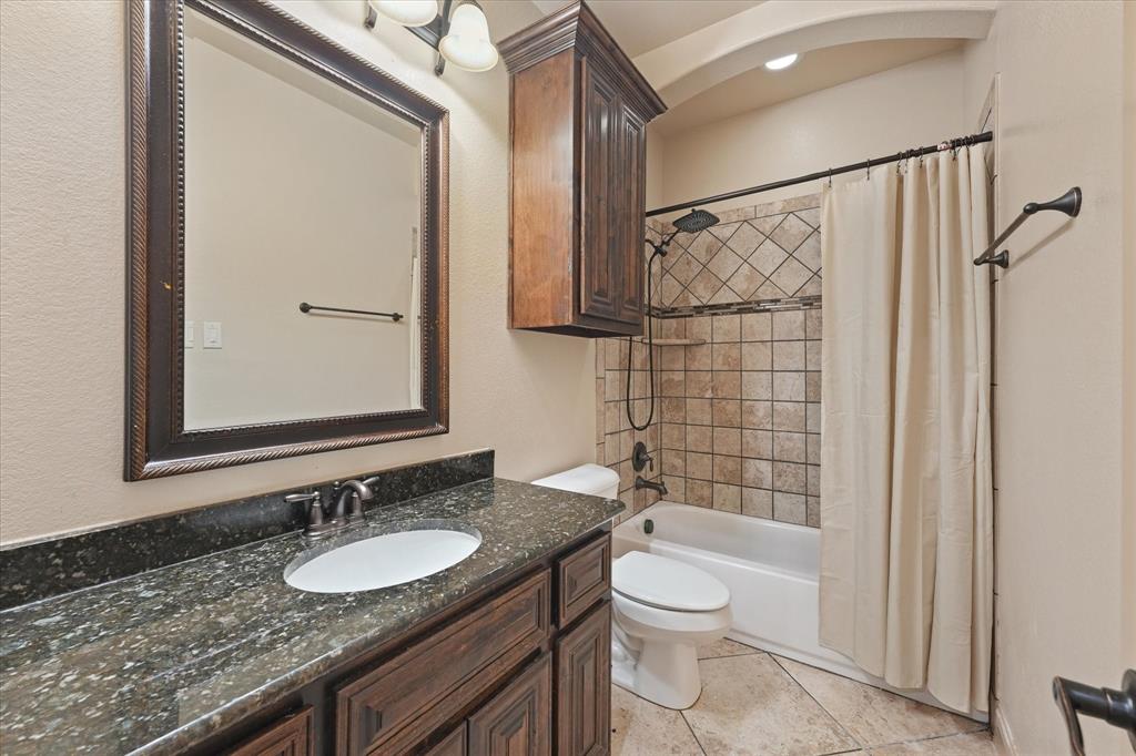 7910 Edgeglen Trail Property Photo 26