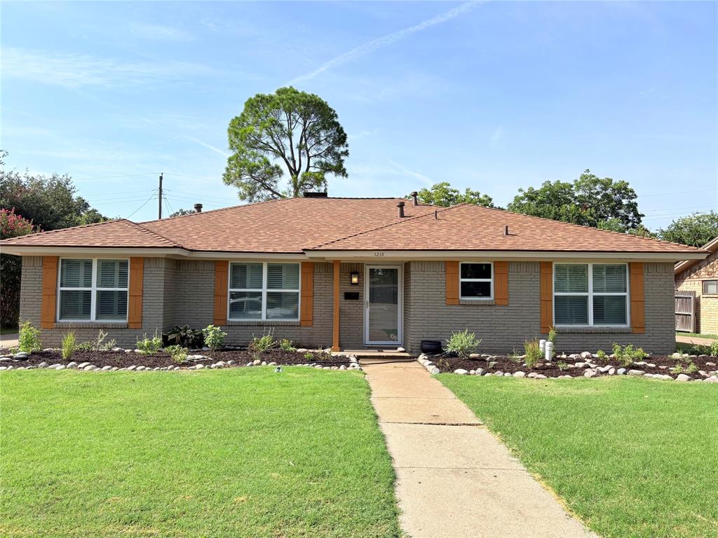 1210 Weathered Street Property Photo 1