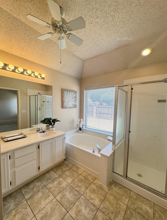 2405 Kariba Lane Property Photo 13