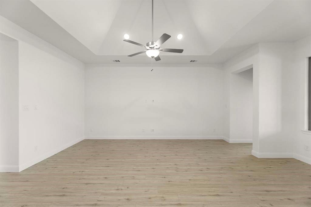 1404 Coventry Drive Property Photo 3
