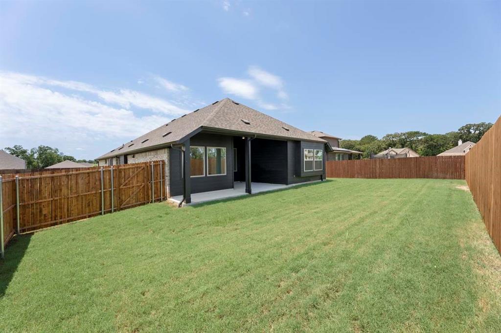 1404 Coventry Drive Property Photo 23