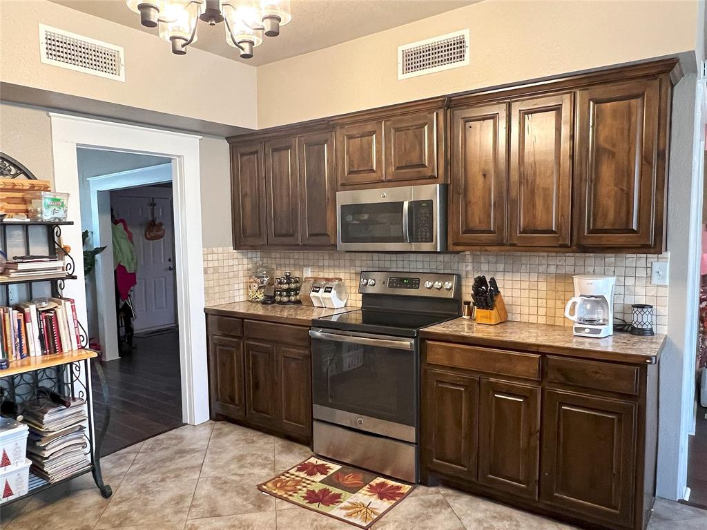 1447 County Road 189 Property Photo 5