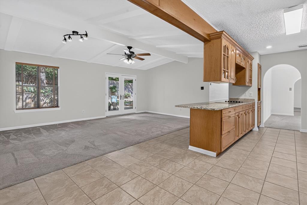 1820 Holly Oak Street Property Photo 4