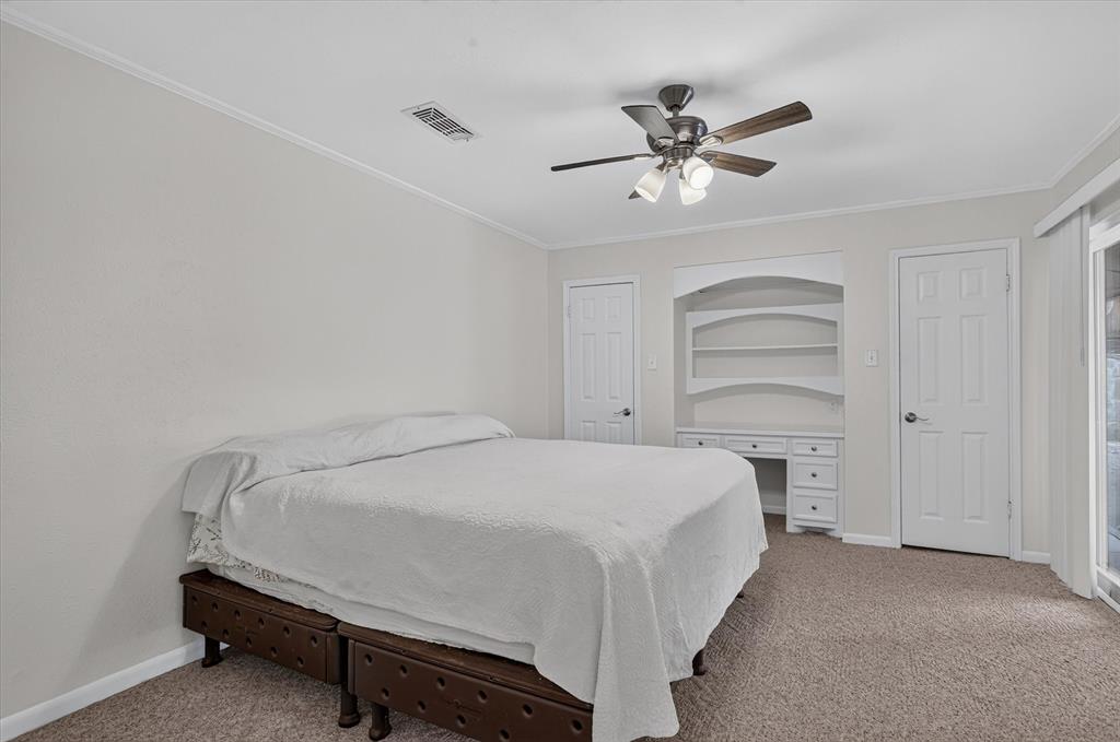 1820 Holly Oak Street Property Photo 15