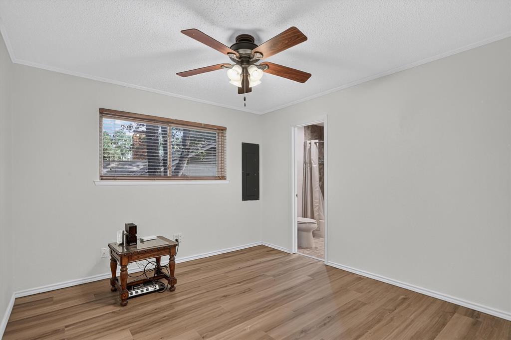 1820 Holly Oak Street Property Photo 20