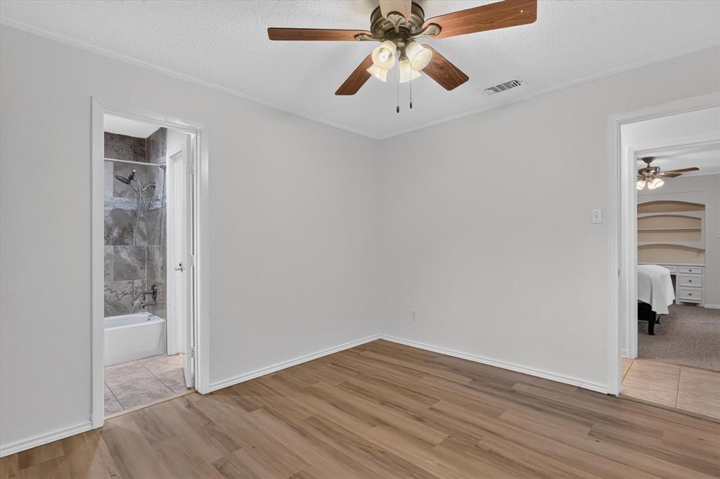 1820 Holly Oak Street Property Photo 21