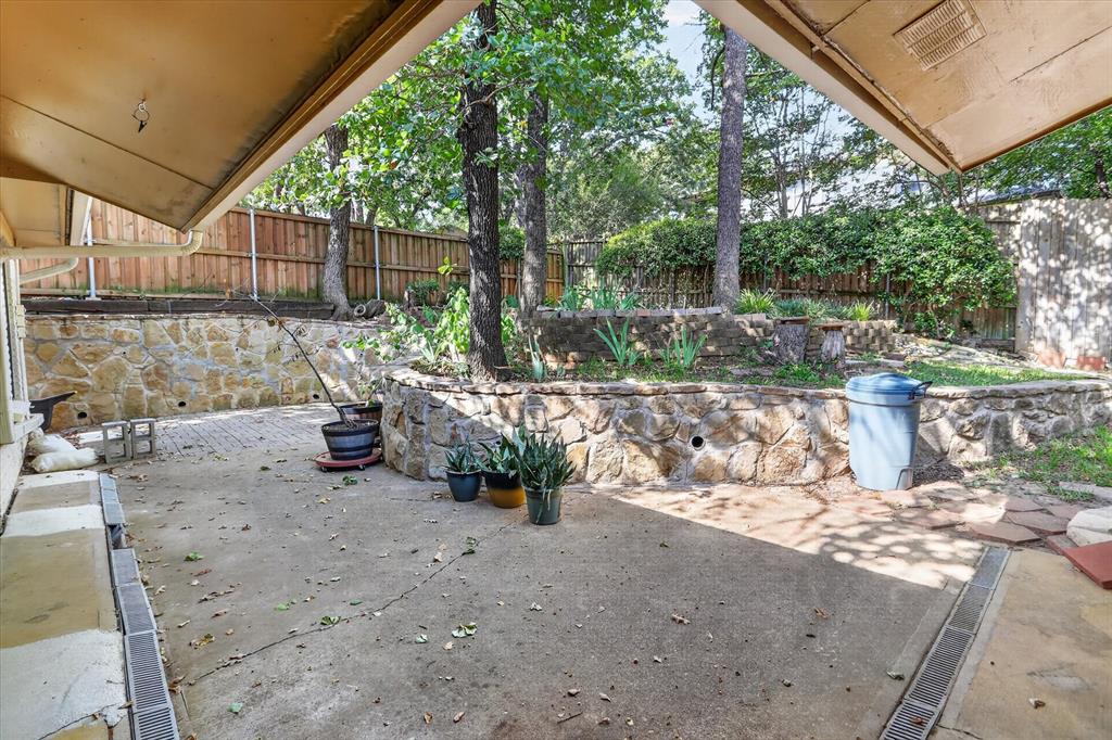 1820 Holly Oak Street Property Photo 24