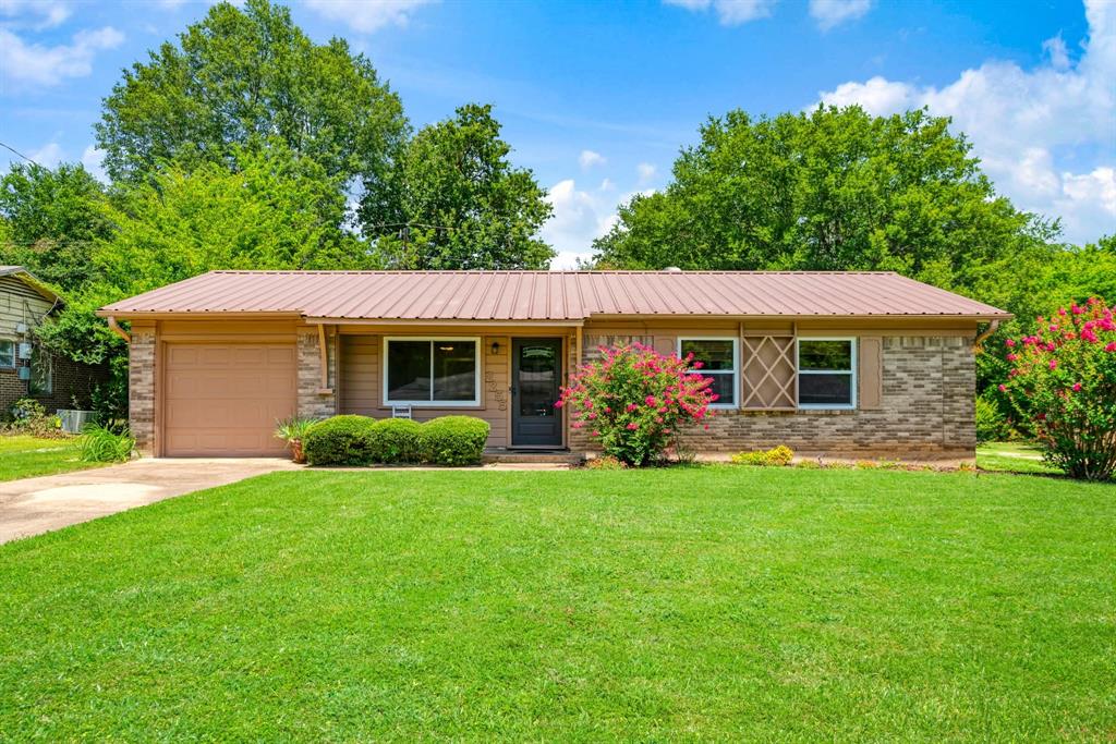 2255 Bella Vista Drive Property Photo 1