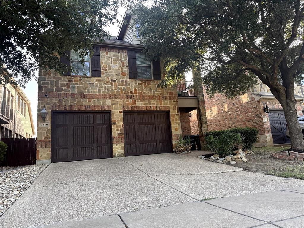 1316 Cog Hill Drive Property Photo 1