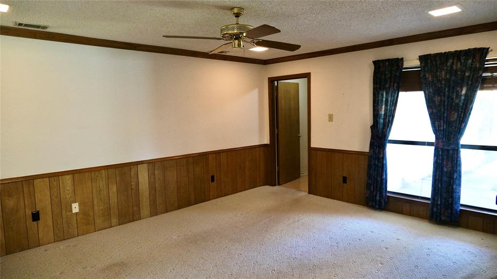 4724 Meadowview Drive Property Photo 15