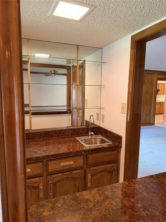 4724 Meadowview Drive Property Photo 18