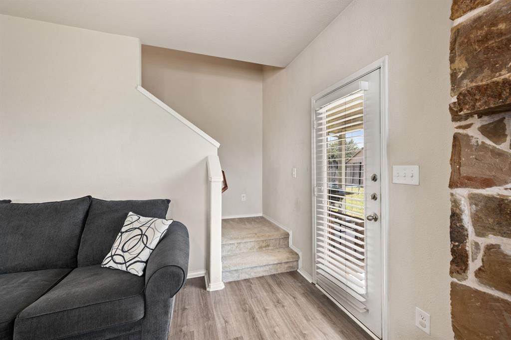 13160 Larks View Point Property Photo 13