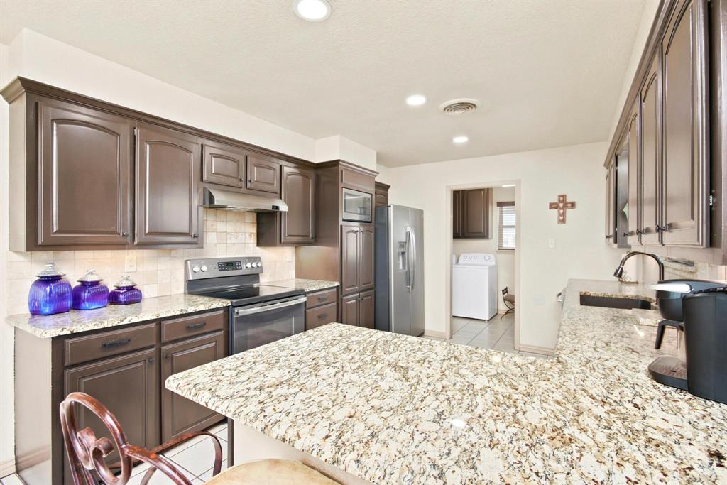 5609 Fm 126 Property Photo 6