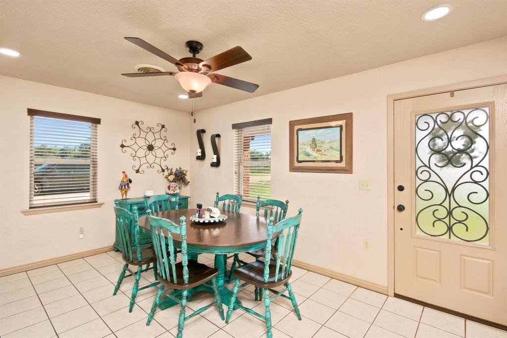 5609 Fm 126 Property Photo 8