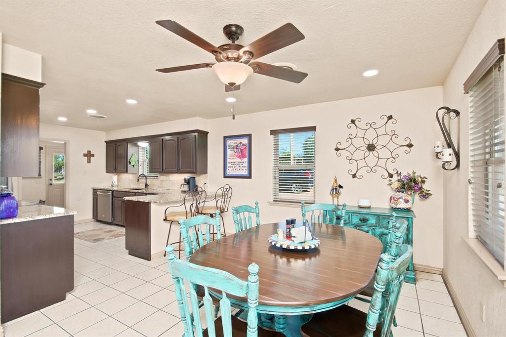 5609 Fm 126 Property Photo 9