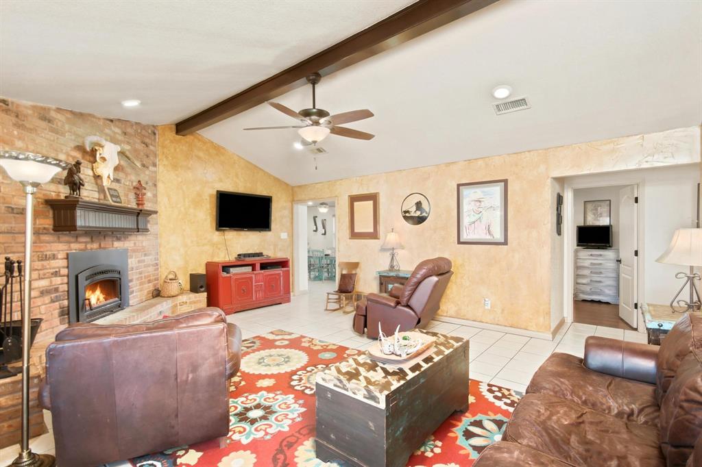 5609 Fm 126 Property Photo 13