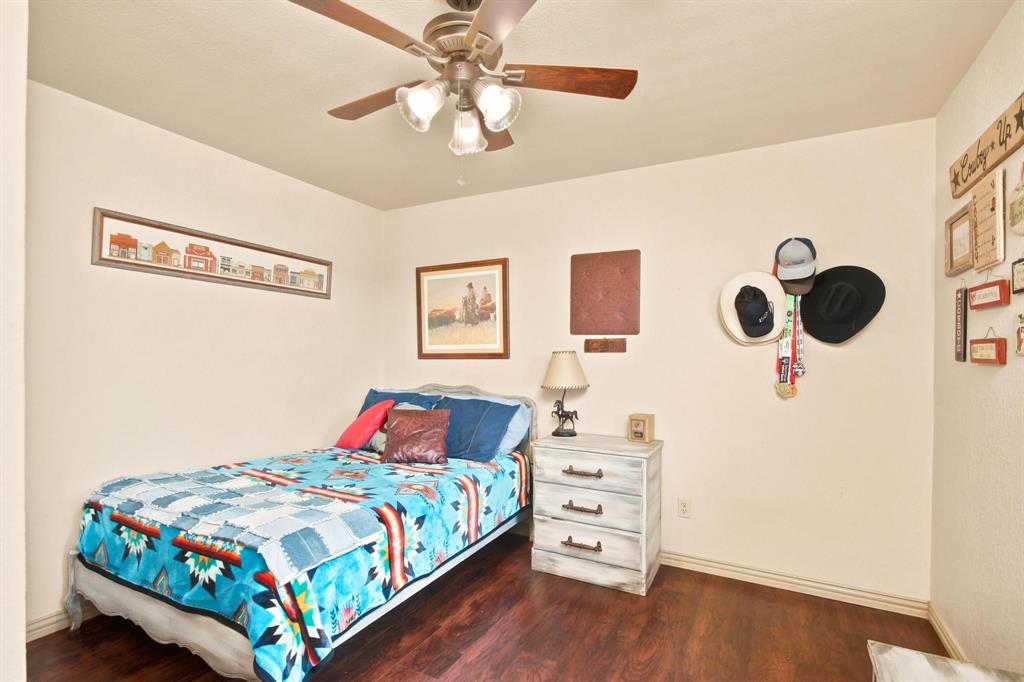 5609 Fm 126 Property Photo 15