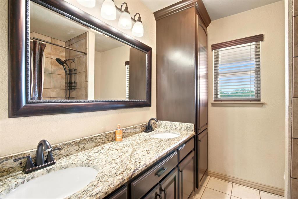 5609 Fm 126 Property Photo 17