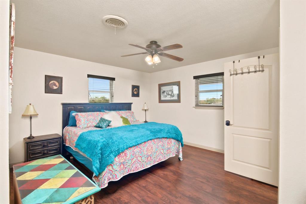 5609 Fm 126 Property Photo 20