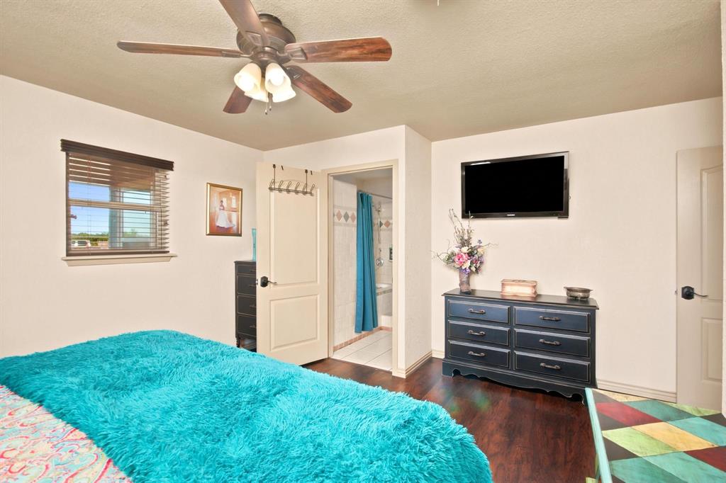 5609 Fm 126 Property Photo 23