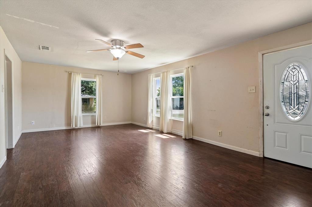 403 S 7th Street Property Photo 4
