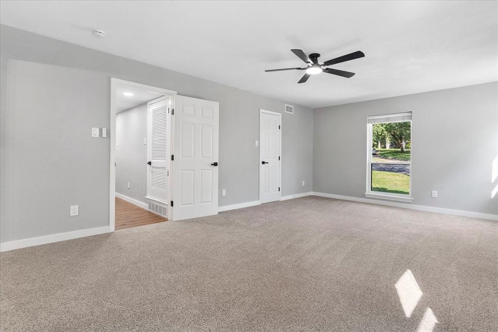 1815 Wellington Court Property Photo 18
