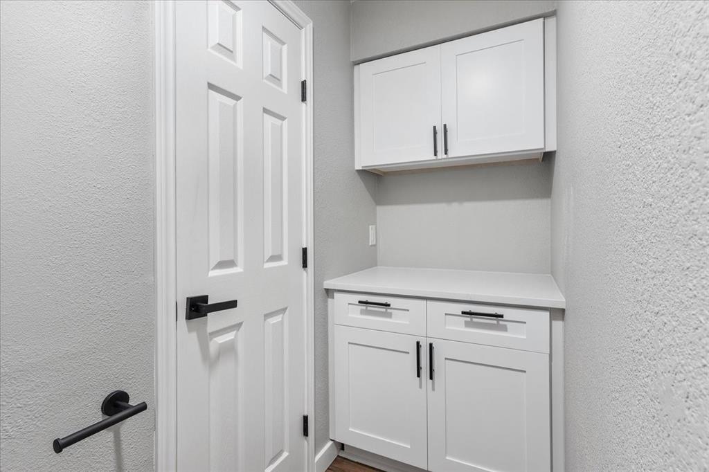 1815 Wellington Court Property Photo 22