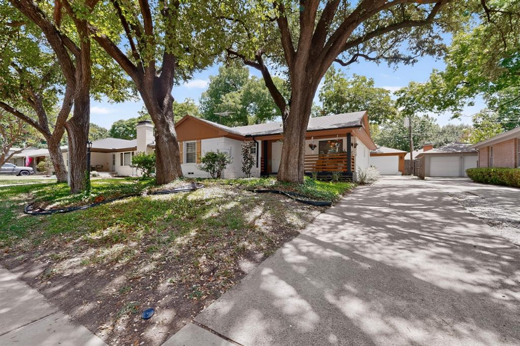 10520 Lippitt Avenue Property Photo 5