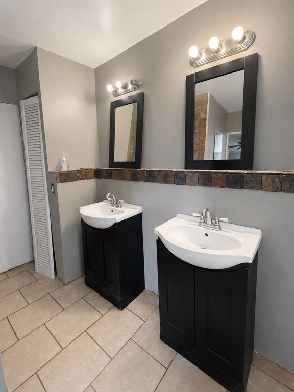 201 Sandy Lane Property Photo 8