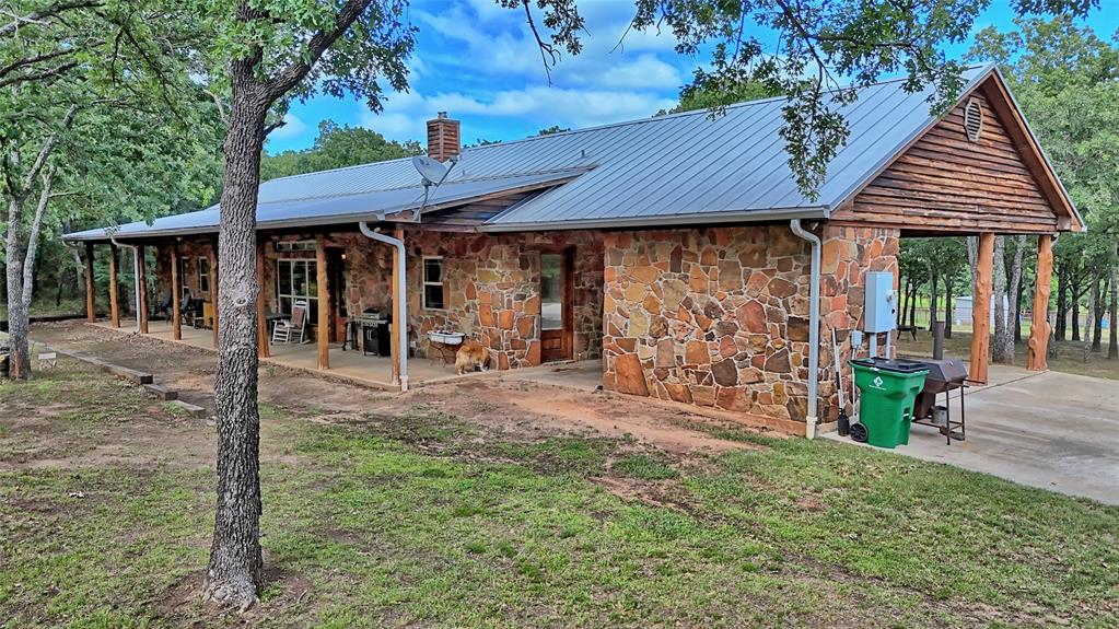 4509 Lazy E Road Property Photo 7
